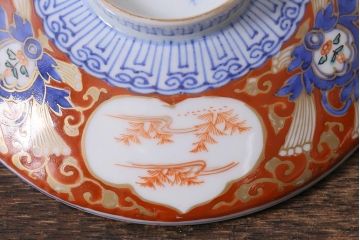 アンティーク雑貨　江戸期　大明成化年製　古伊万里　赤絵南蛮図染付　蓋茶碗(和食器)(R-040205)