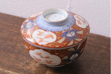 アンティーク雑貨　江戸期　大明成化年製　古伊万里　赤絵南蛮図染付　蓋茶碗(和食器)(R-040206)