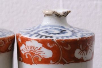 アンティーク雑貨　江戸期　蛸唐草　色絵　一対　お神酒徳利(和食器、骨董)(R-040217)