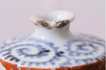 アンティーク雑貨　江戸期　蛸唐草　色絵　一対　お神酒徳利(和食器、骨董)(R-040217)