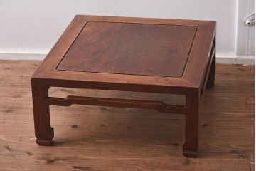 アンティーク家具　昭和初期　力強い杢目が魅力的な総ケヤキ材の座卓(ローテーブル)(R-040229)