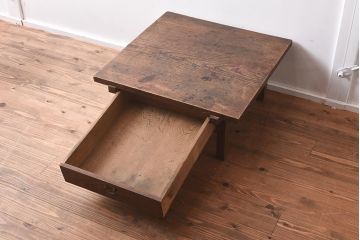 アンティーク家具　明治大正期　天板ケヤキ一枚板　両面に取っ手が付いた引き出し付きの座卓(ローテーブル、座机、リビングテーブル)(R-040231)