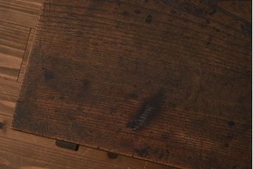 アンティーク家具　明治大正期　天板ケヤキ一枚板　両面に取っ手が付いた引き出し付きの座卓(ローテーブル、座机、リビングテーブル)(R-040231)