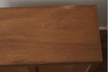 レトロ家具　昭和中期　ナラ材　味わい深いキャスター付きサイドチェスト(脇机、袖机、引き出し、ドロアー)(R-040233)
