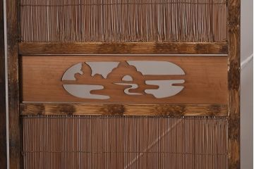 アンティーク雑貨　和製アンティーク　すかし彫りの意匠が風情あふれる四連折り畳み式パーテーション(衝立、仕切り)(R-040235)