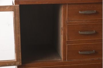 レトロ家具　観音開きの扉が付いた昭和中期の衣装タンス(チェスト、引き出し)(R-040236)