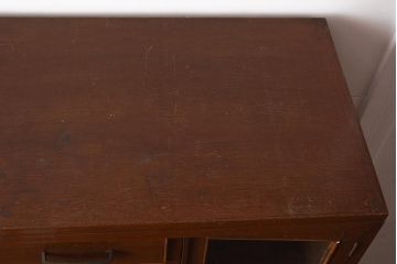 レトロ家具　観音開きの扉が付いた昭和中期の衣装タンス(チェスト、引き出し)(R-040236)