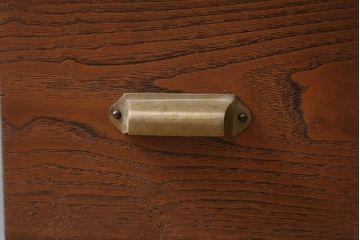ラフジュ工房オリジナル　古材リメイク　ペイント家具　引き出し付き　パタパタ扉のおしゃれな脚付き下駄箱(収納棚)(R-040241)