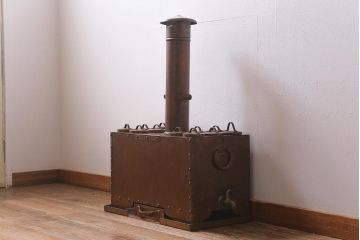レトロ家具　珍品　特大サイズ!　レトロな空間を演出する燗どうこ(酒燗器)(R-040244)