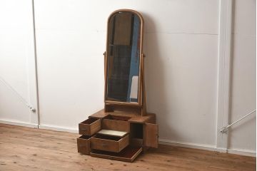 アンティーク家具　昭和中期　指物家具　桑材　落ち着いた雰囲気のレトロな鏡台(ドレッサー)(R-040247)