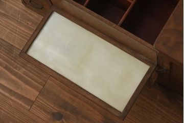 アンティーク家具　昭和中期　指物家具　桑材　落ち着いた雰囲気のレトロな鏡台(ドレッサー)(R-040247)