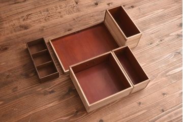 アンティーク家具　昭和中期　指物家具　桑材　落ち着いた雰囲気のレトロな鏡台(ドレッサー)(R-040247)
