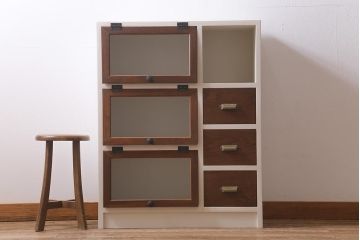 カタログ掲載品　ラフジュ工房オリジナル　古材使用　リメイク家具　ペイント　パタパタ扉　アンティークペイントがおしゃれなキャビネット(収納棚、リビングボード)(R-040256)