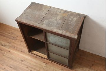 アンティーク家具　ヒノキ・杉材　シンプルで取り入れやすい重ね戸棚・上段(収納棚、キャビネット)(R-040271)