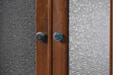 和製ヴィンテージ　レトロ家具　激レア!　両面使いのガラス戸棚　R-040276