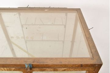 アンティーク家具　昭和レトロ　縦型パンケース(ガラスケース、ショーケース、陳列棚)(R-040291)