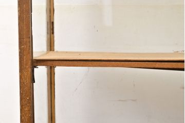 アンティーク家具　昭和レトロ　縦型パンケース(ガラスケース、ショーケース、陳列棚)(R-040291)