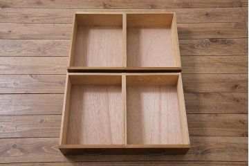 レトロ家具　栓材　木のぬくもりあふれるシンプルなサイドチェスト(脇机、サイドテーブル、ドロアー)(R-040292)