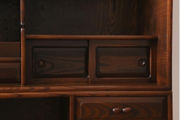 中古　高級品　工芸家具　ケヤキ材　漆塗り　しっとりとした佇まいの上品な茶箪笥(定価48万円)(飾り棚、収納棚)(R-040295)