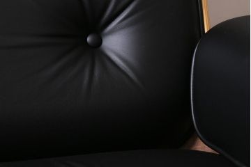展示品　極美品　Hermanmiller(ハーマンミラー社)　ウォールナット　トールサイズ　イームズラウンジチェア&オットマン(定価約89万円)