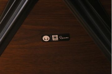 展示品　極美品　Hermanmiller(ハーマンミラー社)　ウォールナット　トールサイズ　イームズラウンジチェア&オットマン(定価約89万円)