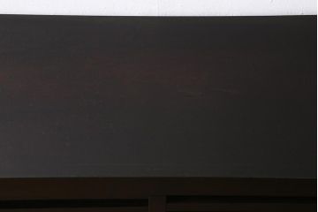 アンティーク家具　前面欅(ケヤキ)材　重厚な佇まいの大型帳場箪笥(水屋箪笥、サイドボード、テレビ台、テレビボード)(R-040298)