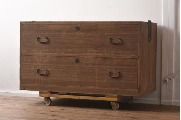 レトロ家具　昭和中期　桐材　シンプルで素朴な箪笥2段(ローボード、テレビ台、チェスト、引き出し、桐箪笥、桐たんす)(R-040300)