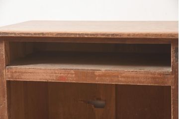 レトロ家具　昭和中期　懐かしさ感じる教卓(カウンター、平机)(R-040312)