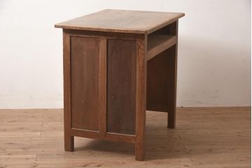 レトロ家具　昭和中期　懐かしさ感じる教卓(カウンター、平机)(R-040312)