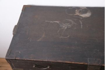 アンティーク家具　明治期　一本物　ヒノキ材　凝ったつくりが魅力的な上手物の帳場箪笥(チェスト、引き出し)(R-040314)
