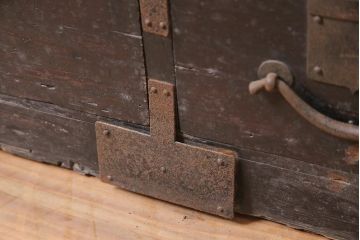 アンティーク家具　明治期　一本物　ヒノキ材　凝ったつくりが魅力的な上手物の帳場箪笥(チェスト、引き出し)(R-040314)