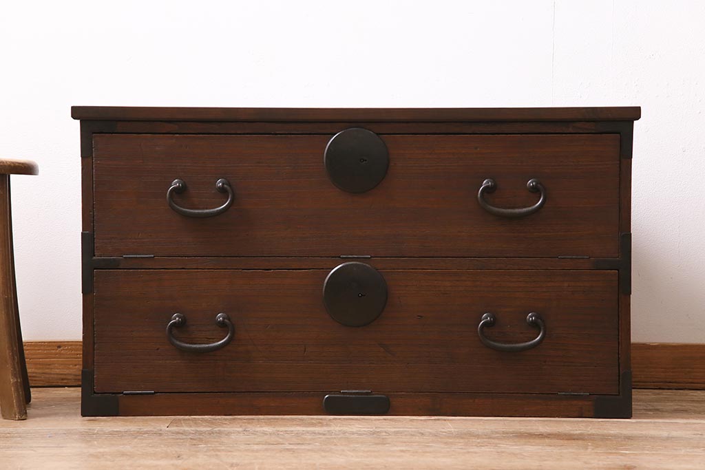 アンティーク家具　明治大正期　古箪笥リメイク　天板ヒノキ材　フラップダウン扉のコーナーテレビ台(テレビボード、リビングボード)(R-040318)