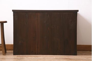 アンティーク家具　昭和初期　天板リメイク　上品な佇まいのローチェスト(テレビ台、テレビボード、収納棚)(R-040321)