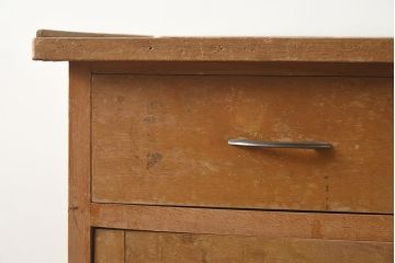 レトロ家具　昭和レトロな雰囲気漂うシンプルな木製サイドキャビネット(電話台)(R-040326)