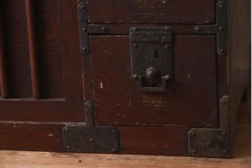 アンティーク家具　和製アンティーク　江戸明治期　ヒノキ材製　古いものならではの質感が風情溢れる帳場箪笥(収納棚、引き出し、時代箪笥)(R-040334)