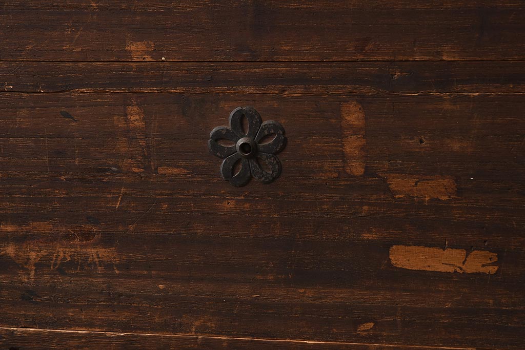 アンティーク家具　和製アンティーク　大正昭和初期　古い木肌が味わい深い重ね箪笥(衣装箪笥、引き出し、収納棚)(R-040335)