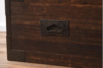 アンティーク家具　和製アンティーク　大正昭和初期　古い木肌が味わい深い重ね箪笥(衣装箪笥、引き出し、収納棚)(R-040335)