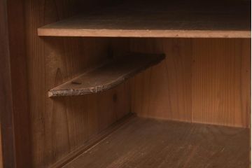 アンティーク家具　和製アンティーク　明治期　倹飩式　前面・天板ケヤキ材　味わい深い木の風合いが魅力の茶棚(戸棚、収納棚、キャビネット、引き出し)(R-040337)