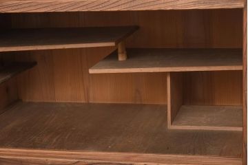 アンティーク家具　和製アンティーク　明治期　倹飩式　前面・天板ケヤキ材　味わい深い木の風合いが魅力の茶棚(戸棚、収納棚、キャビネット、引き出し)(R-040337)