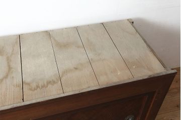 アンティーク家具　明治大正期　ヒノキ材　落ち着いた雰囲気が魅力の水屋箪笥(サイドボード、収納棚、重ね箪笥)(R-040378)