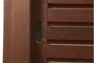 アンティーク家具　明治大正期　ヒノキ材　存在感抜群!横桟が目を惹く重ね水屋箪笥(収納棚、戸棚)(R-040380)