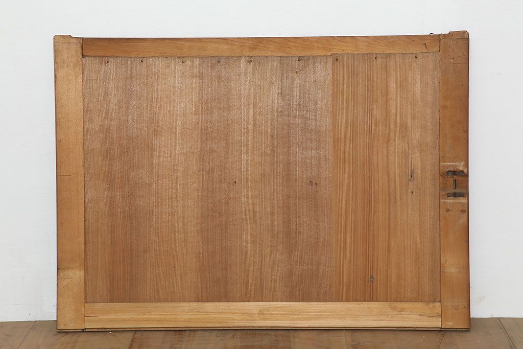 アンティーク家具　明治大正期　ヒノキ材　存在感抜群!横桟が目を惹く重ね水屋箪笥(収納棚、戸棚)(R-040380)