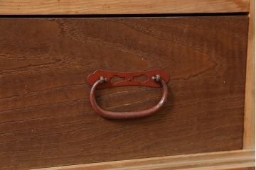 アンティーク家具　明治大正期　ヒノキ材　存在感抜群!横桟が目を惹く重ね水屋箪笥(収納棚、戸棚)(R-040380)