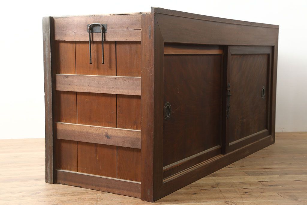 アンティーク家具　明治大正期　ヒノキ材　存在感抜群!横桟が目を惹く重ね水屋箪笥(収納棚、戸棚)(R-040380)