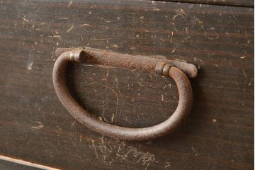 アンティーク家具　栓材　透かし入り　シックな雰囲気漂う組み立てタンス・重ね(収納棚、キャビネット、チェスト)(R-040381)