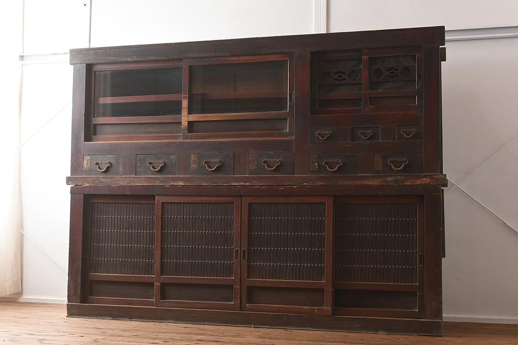 アンティーク家具　明治大正期　堂々とした佇まいが魅力の8尺水屋箪笥(八尺水屋、収納棚)(R-040387)