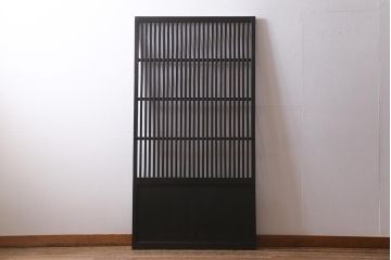 アンティーク建具　大正期　しっかり厚みのある鋲と美しい縦桟が魅力の格子戸1枚(引き戸、建具)(R-040391)
