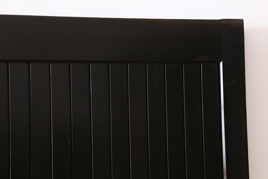 アンティーク建具　明治大正期　シックな雰囲気漂う平格子戸2枚セット　(R-040397)