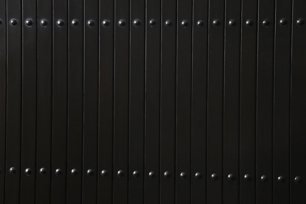 アンティーク建具　明治大正期　シックな雰囲気漂う平格子戸2枚セット　(R-040397)