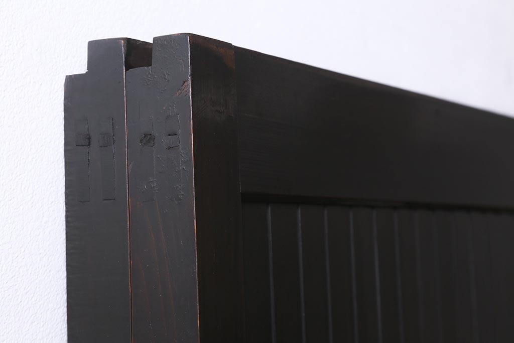 アンティーク建具　明治大正期　シックな雰囲気漂う平格子戸2枚セット　(R-040397)